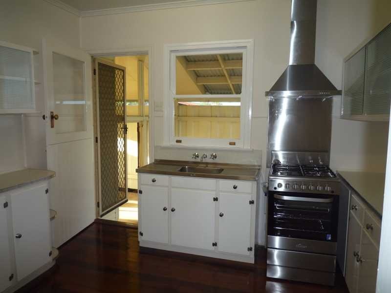 53 Pangeza Street, Stafford Heights QLD 4053