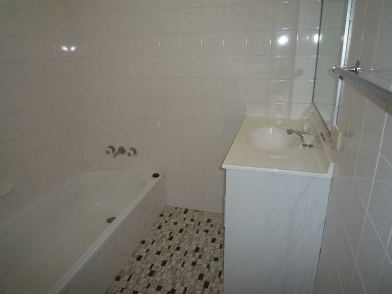 2/16 Glenfern Avenue, Kedron QLD 4031