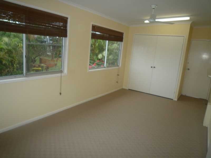 18 Quill Street, Stafford Heights QLD 4053