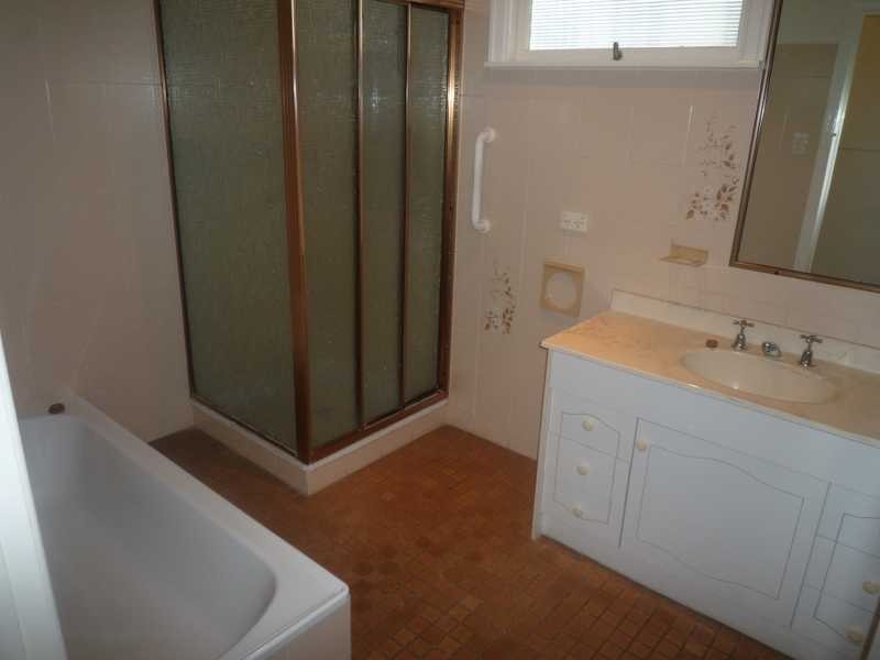 18 Quill Street, Stafford Heights QLD 4053