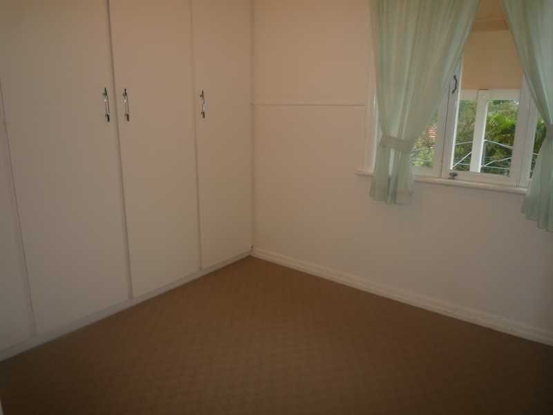 18 Quill Street, Stafford Heights QLD 4053