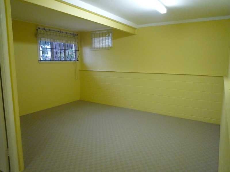 18 Quill Street, Stafford Heights QLD 4053