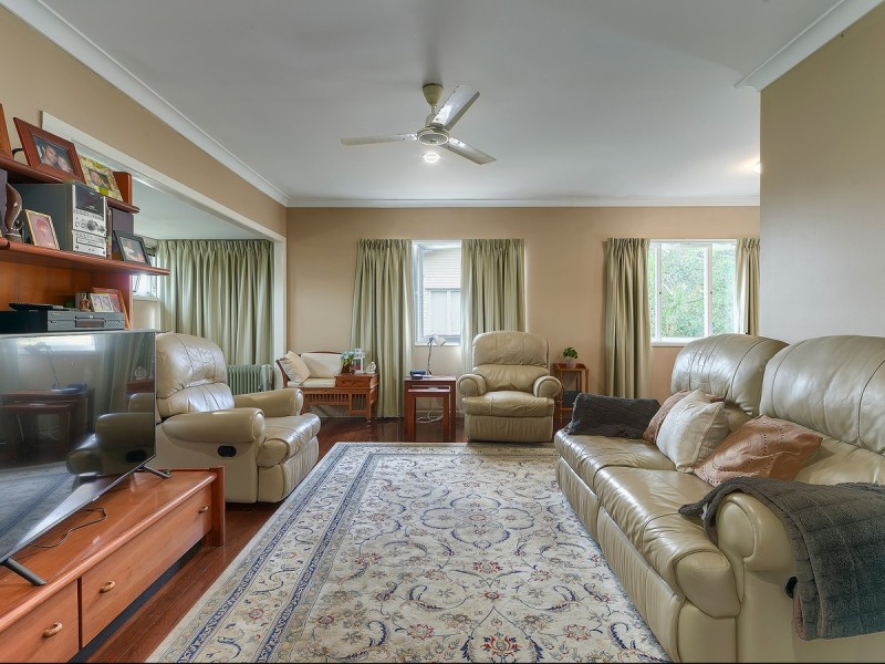 59 Chuter Street, Stafford Heights QLD 4053