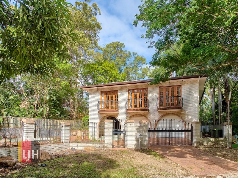 10 Newell Street, Stafford Heights QLD 4053