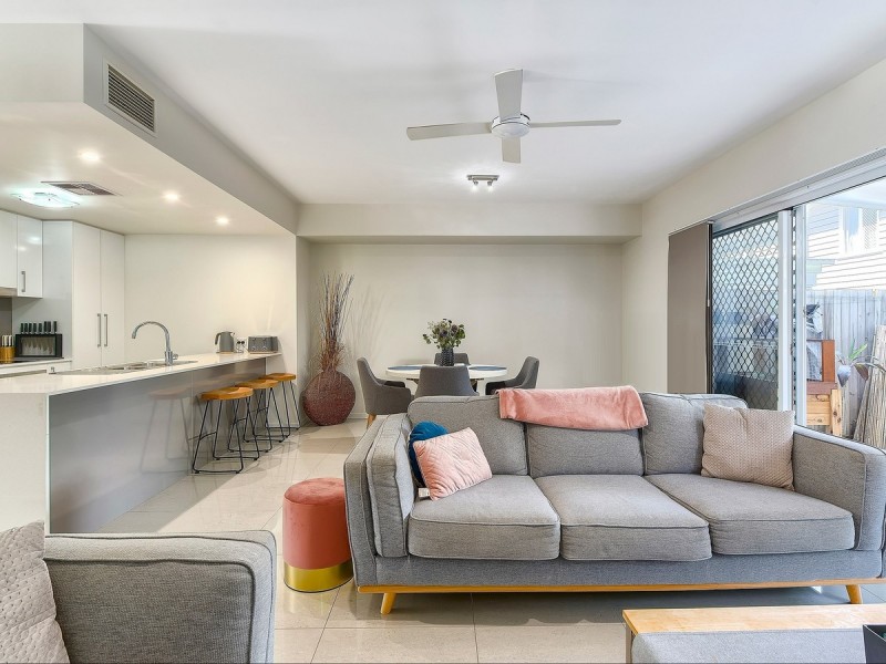 27 Lutana Street, Stafford QLD 4053