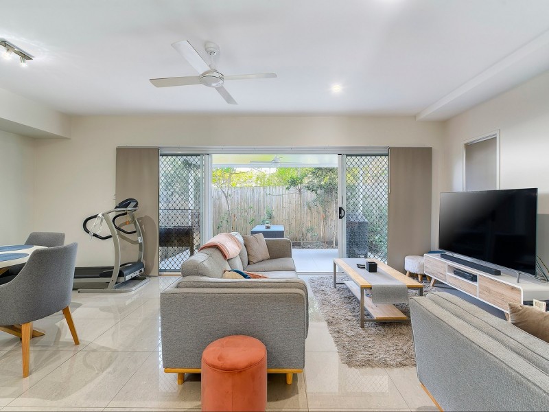 27 Lutana Street, Stafford QLD 4053
