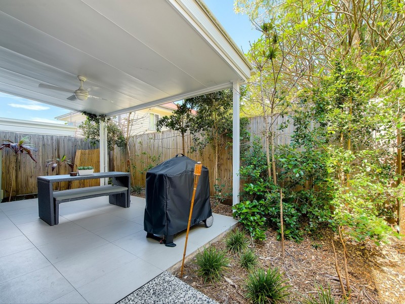 27 Lutana Street, Stafford QLD 4053