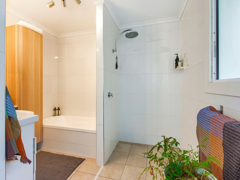 236 Appleby Road, Stafford Heights QLD 4053