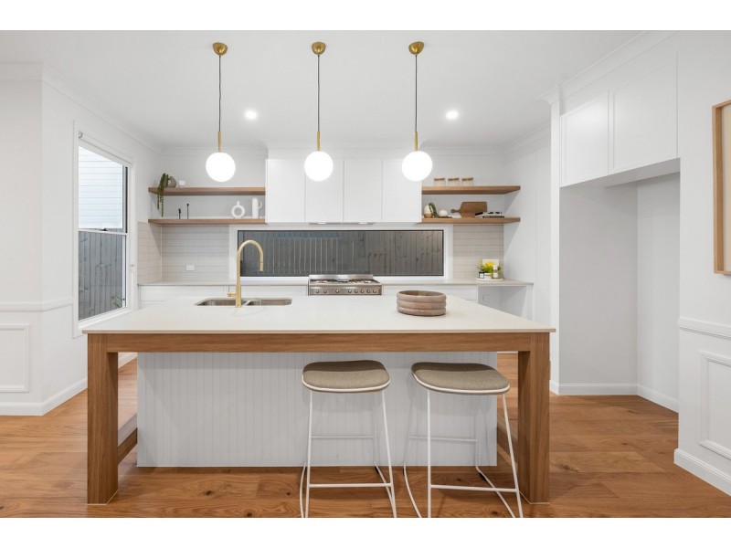 14 Williams Avenue, Hendra QLD 4011