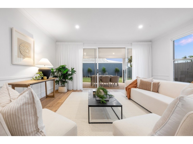 14 Williams Avenue, Hendra QLD 4011