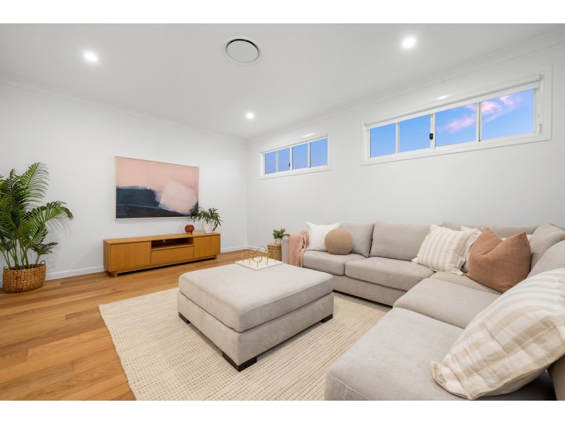 14 Williams Avenue, Hendra QLD 4011