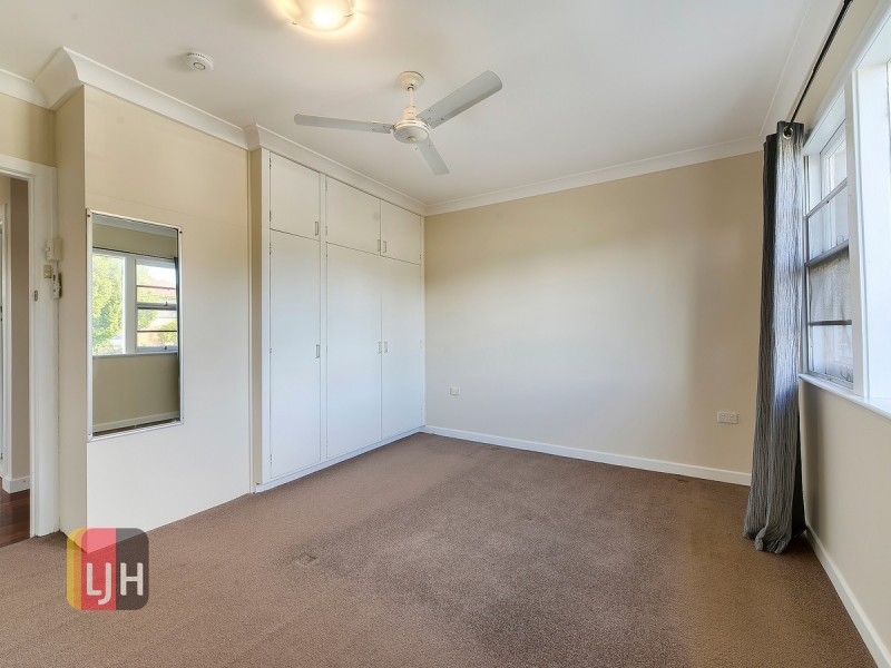 9 Chingford Street, Chermside West QLD 4032