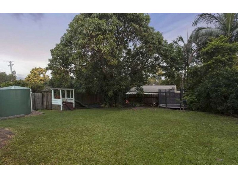 6 Ormeley Street, Stafford Heights QLD 4053