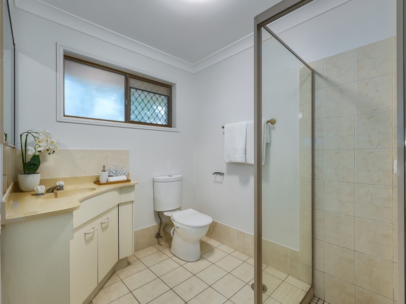 32 Holloway Drive, Everton Park QLD 4053