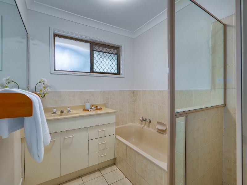 32 Holloway Drive, Everton Park QLD 4053