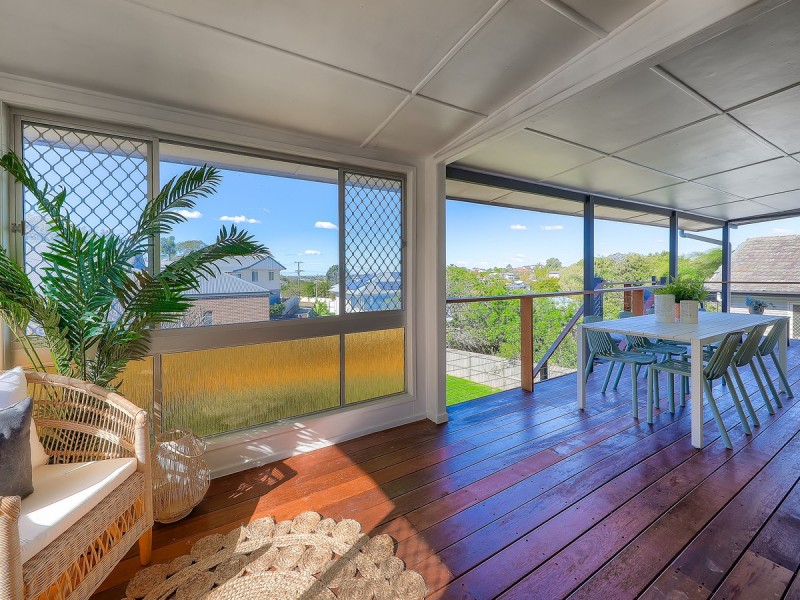 379 Webster Road, Stafford Heights QLD 4053