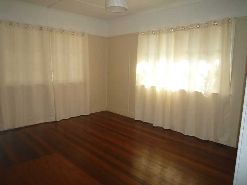 45 Kanangra Street, Stafford QLD 4053