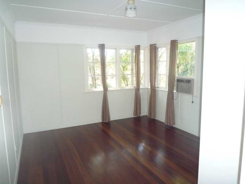 45 Kanangra Street, Stafford QLD 4053