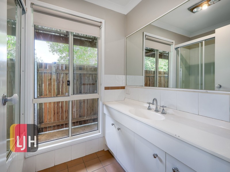 43 Turquoise Street, Wavell Heights QLD 4012