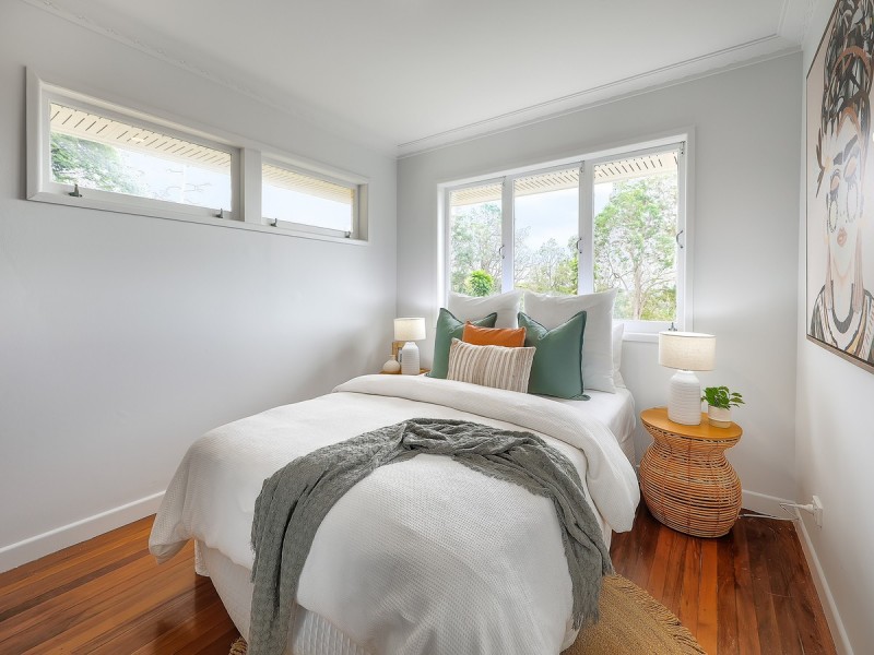 124 Farrant Street, Stafford Heights QLD 4053