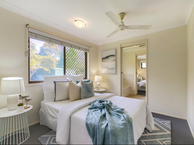 16 Ben Lomond Street, Aspley QLD 4034