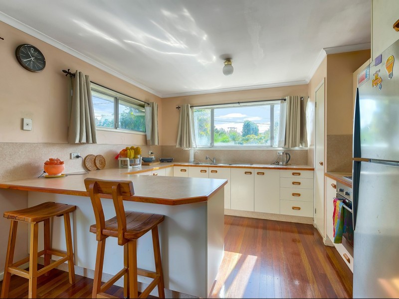 67 Patricks Road, Arana Hills QLD 4054