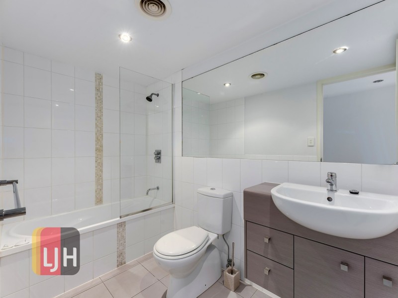 4/46 Moore Street, Morningside QLD 4170