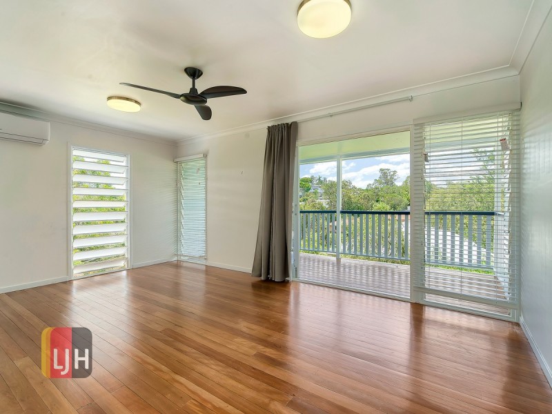 12 Bann Street, Stafford Heights QLD 4053