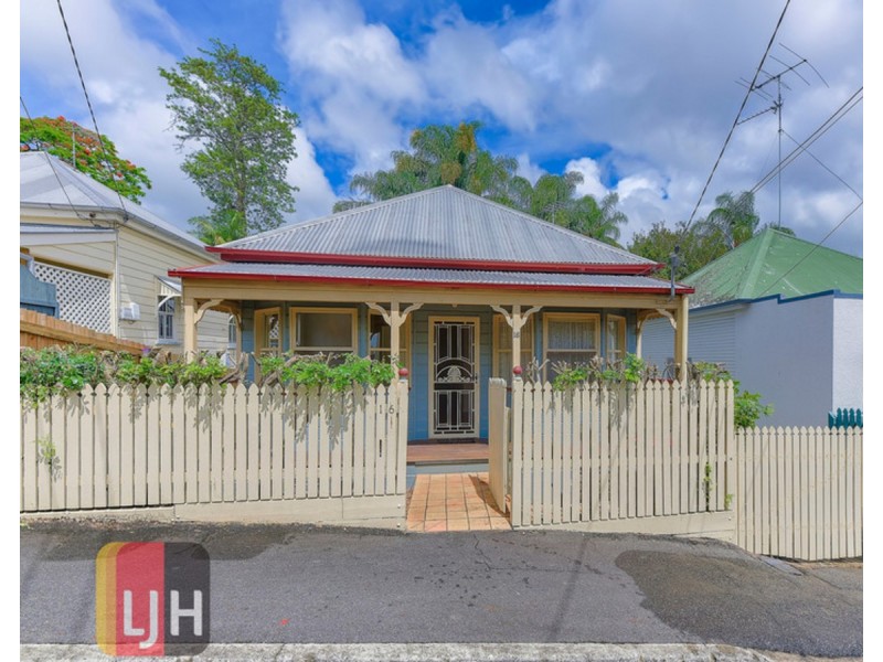 16 Federal Street, Red Hill QLD 4059