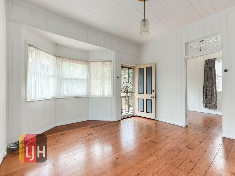 16 Federal Street, Red Hill QLD 4059