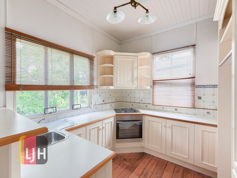 16 Federal Street, Red Hill QLD 4059