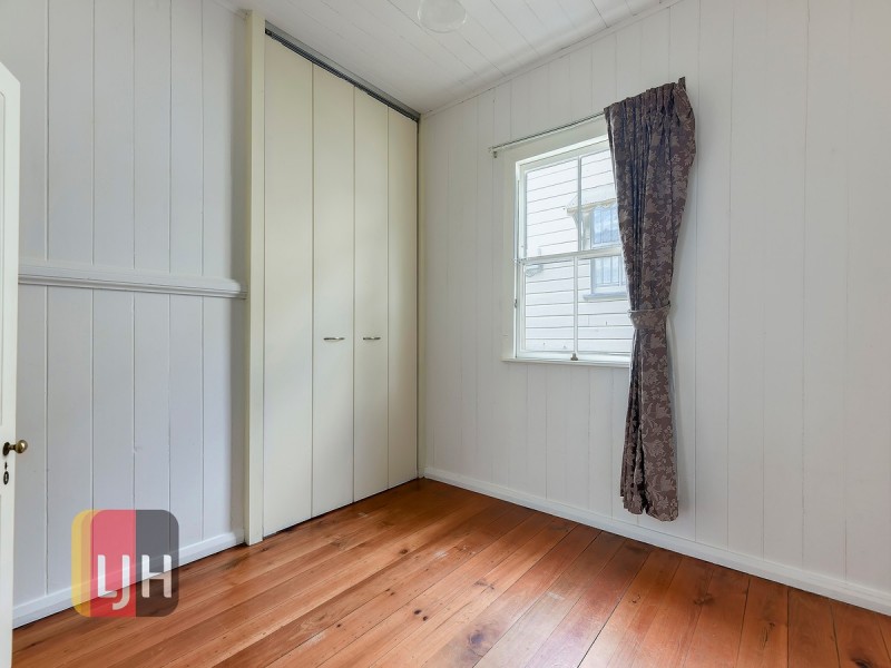 16 Federal Street, Red Hill QLD 4059