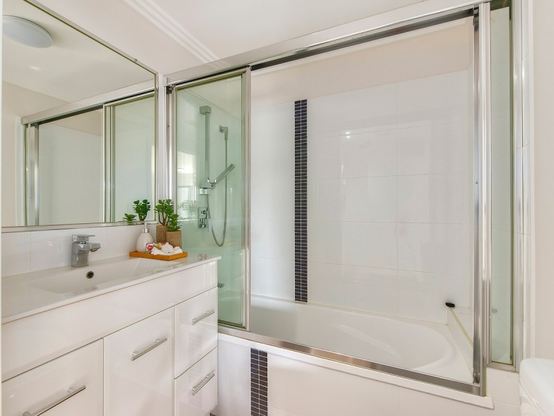 2/44 Birdwood Street, Zillmere QLD 4034