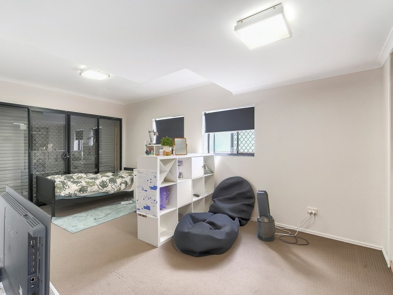8/26 Wyndham Street, Herston QLD 4006