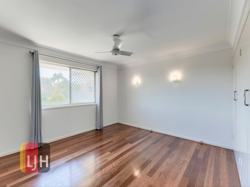 30 Wyman Street, Stafford Heights QLD 4053