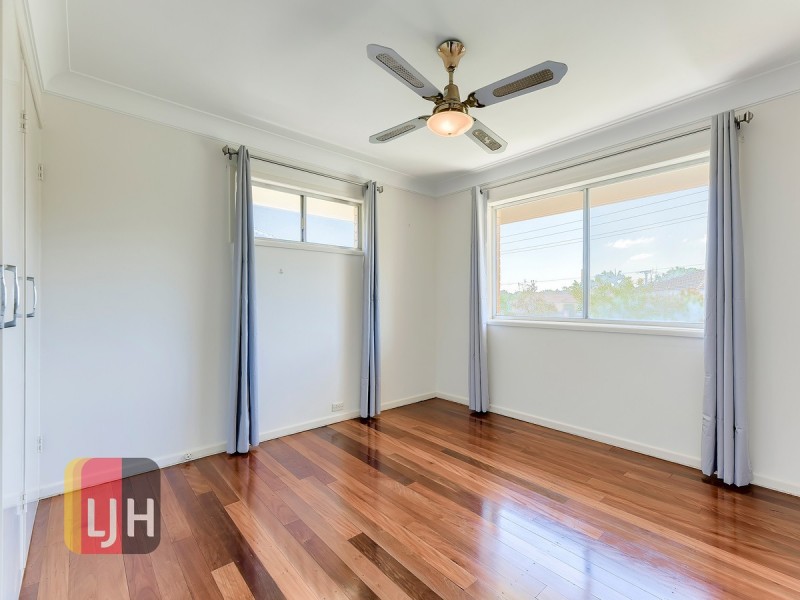 30 Wyman Street, Stafford Heights QLD 4053