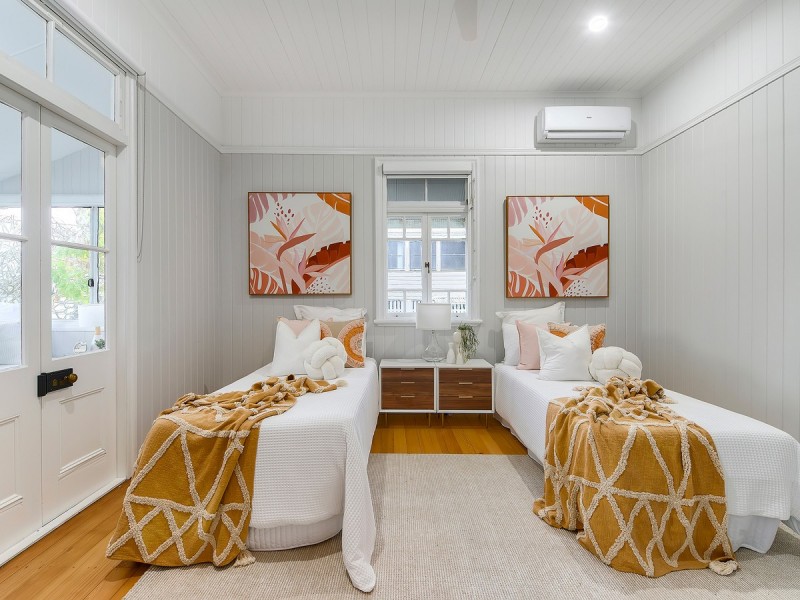 18 Sixth Avenue, Kedron QLD 4031