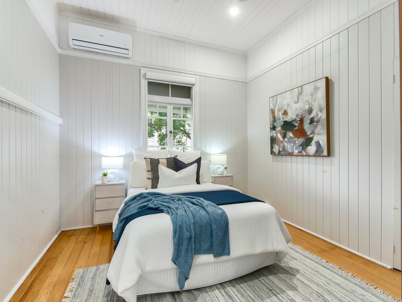 18 Sixth Avenue, Kedron QLD 4031