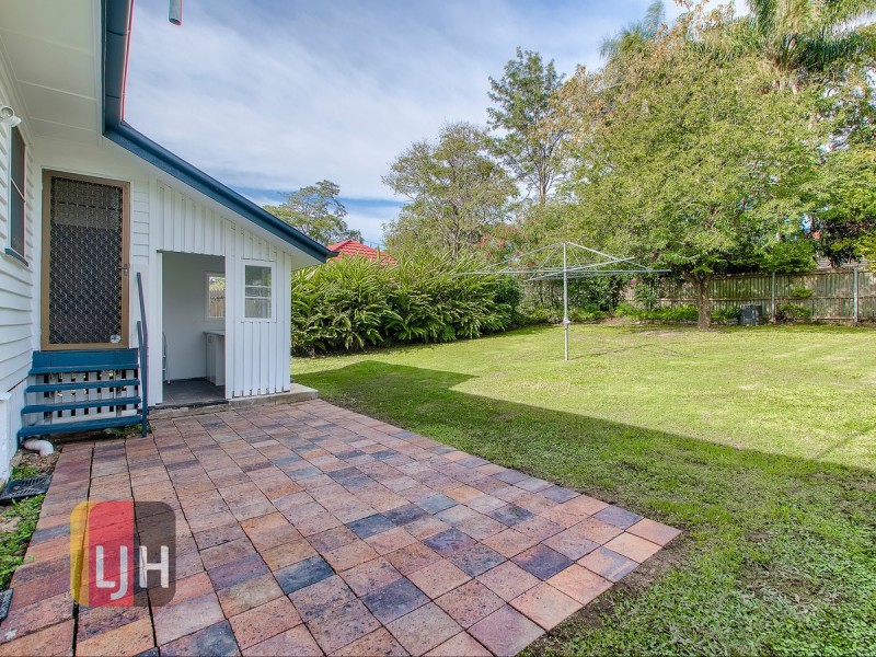 80 Miller Street, Chermside QLD 4032