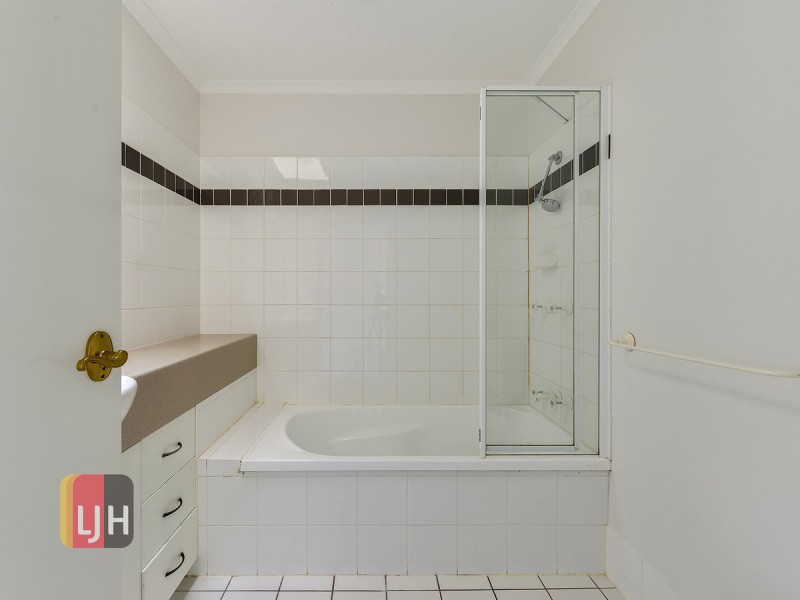 67 Lockrose Street, Mitchelton QLD 4053