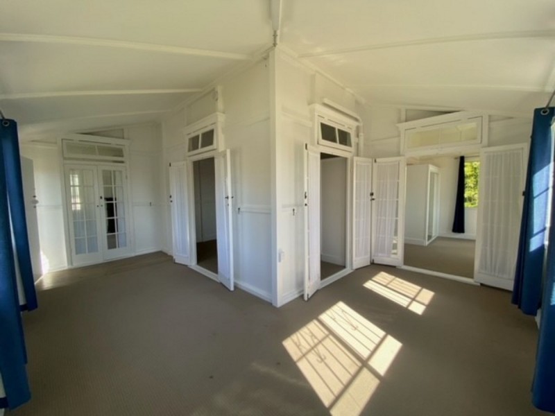 12 Sugarloaf Street, Wavell Heights QLD 4012