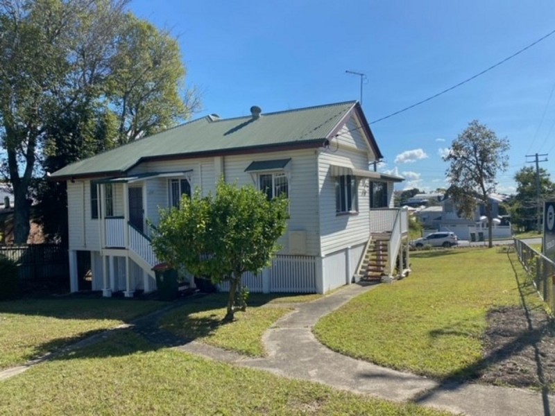 12 Sugarloaf Street, Wavell Heights QLD 4012