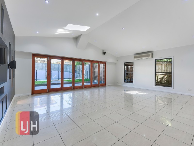 24 Armentieres Street, Kedron QLD 4031