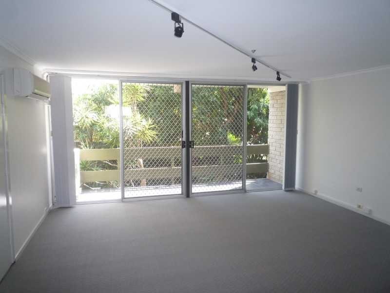 1/21 Aberleigh Road, Herston QLD 4006