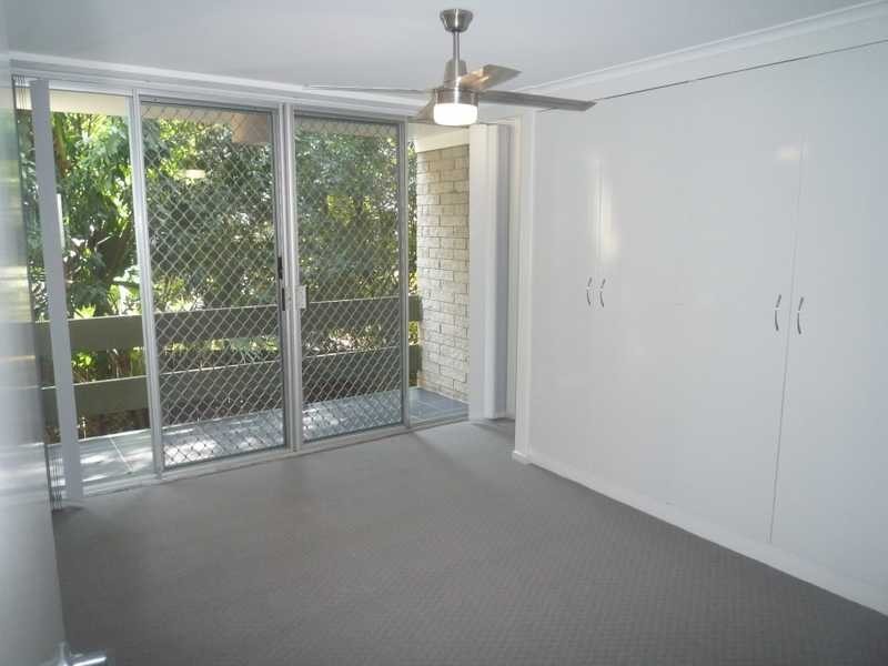 1/21 Aberleigh Road, Herston QLD 4006