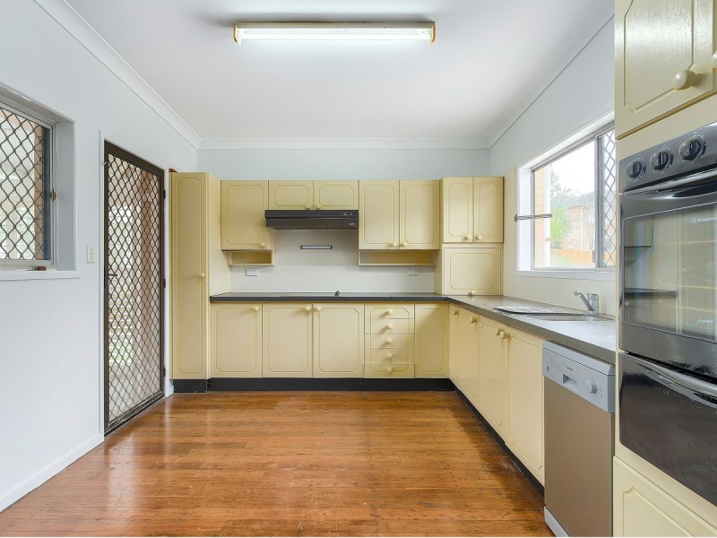 29 Redgrave Street, Stafford Heights QLD 4053