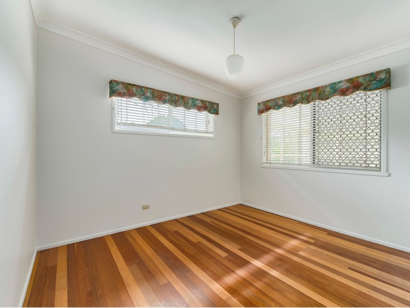 29 Redgrave Street, Stafford Heights QLD 4053