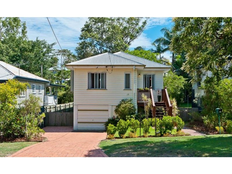 15 Reuben Street, Stafford QLD 4053
