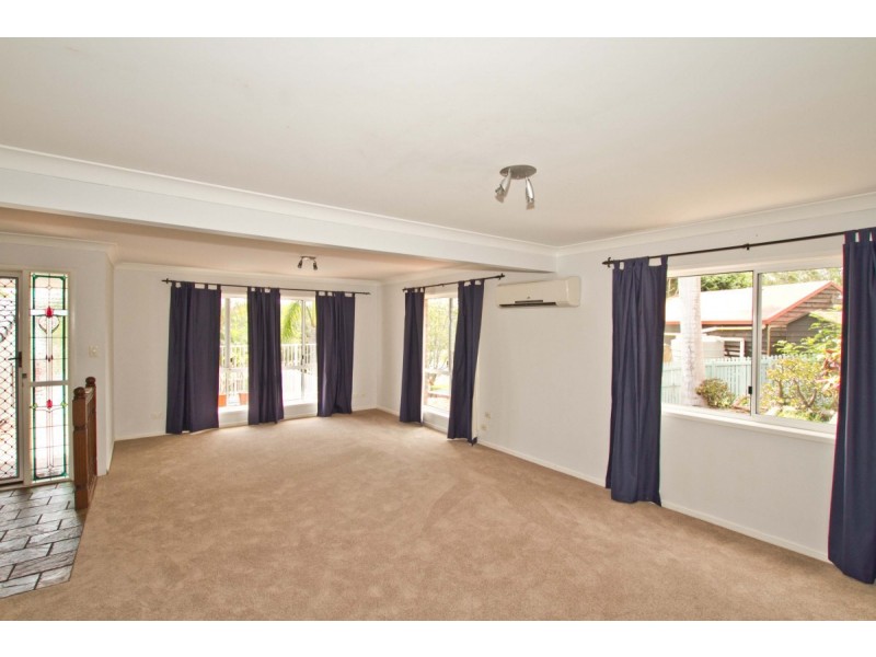 24 Tetragona Drive, Arana Hills QLD 4054