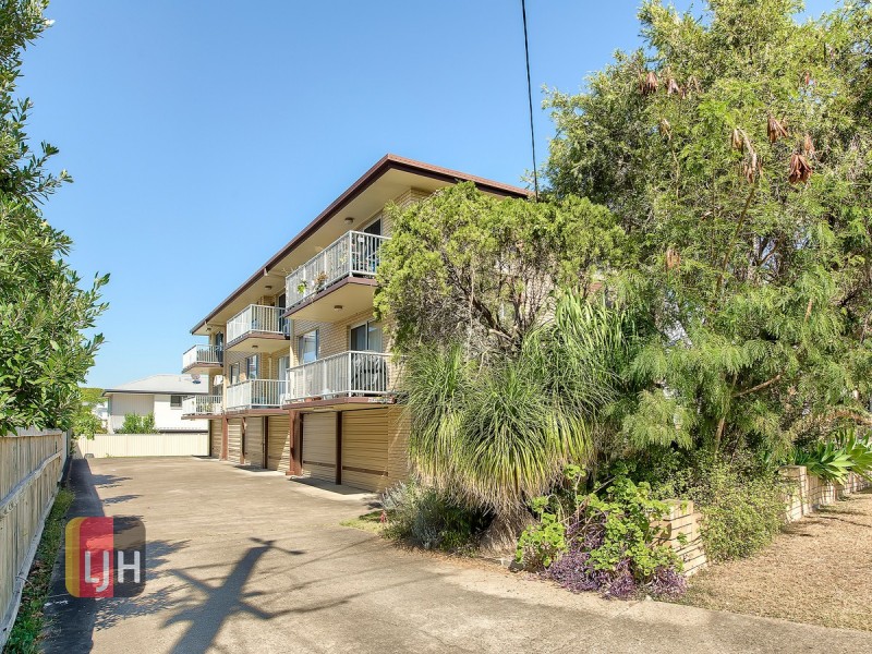 2/74 Broughton Road, Kedron QLD 4031